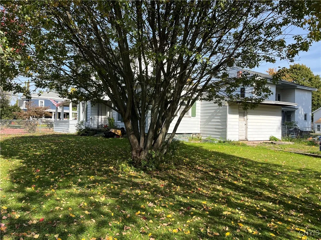 115 Phillips Street, Fulton, New York 13069, Fulton, New York 13069, 3 Bedrooms Bedrooms, 9 Rooms Rooms,2 BathroomsBathrooms,Residential,For Sale,115 Phillips Street, Fulton, New York 13069,0,S1645904