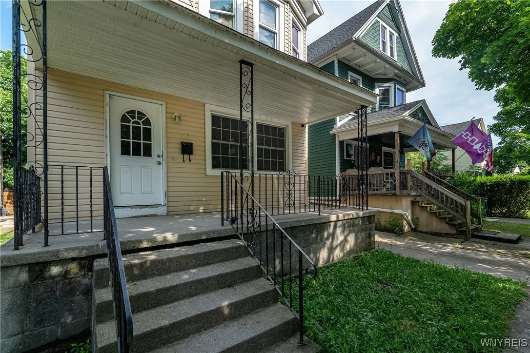 71 Hoyt Street, Buffalo, New York 14213, Buffalo, New York 14213, 4 Bedrooms Bedrooms, 8 Rooms Rooms,2 BathroomsBathrooms,Residential,For Sale,71 Hoyt Street, Buffalo, New York 14213,0,B1645895