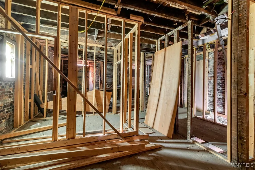 582 Michigan Avenue, Buffalo, New York 14203, Buffalo, New York 14203, 5 Bedrooms Bedrooms, 7 Rooms Rooms,2 BathroomsBathrooms,Residential,For Sale,582 Michigan Avenue, Buffalo, New York 14203,0,B1645727