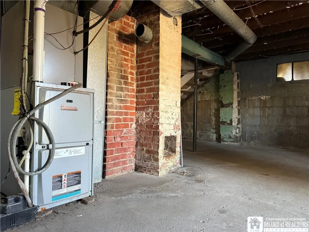 22 Monroe Street, Hanover, New York 14136, Hanover, New York 14136, 3 Bedrooms Bedrooms, 6 Rooms Rooms,1 BathroomBathrooms,Residential,For Sale,22 Monroe Street, Hanover, New York 14136,0,R1645865