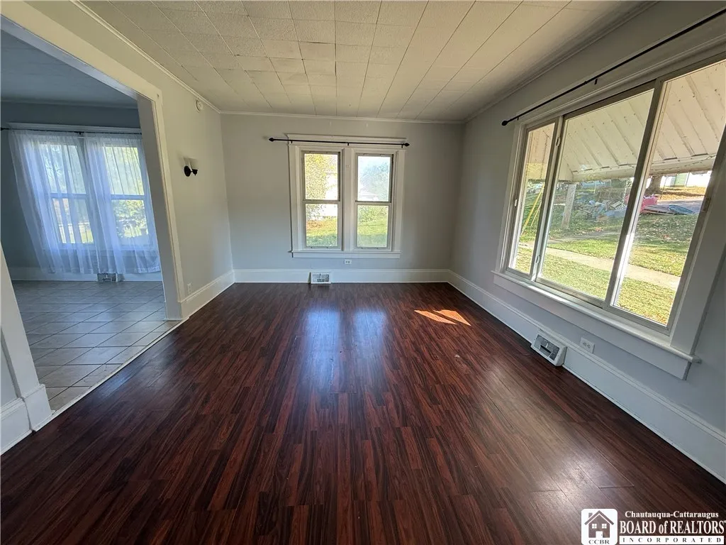 22 Monroe Street, Hanover, New York 14136, Hanover, New York 14136, 3 Bedrooms Bedrooms, 6 Rooms Rooms,1 BathroomBathrooms,Residential,For Sale,22 Monroe Street, Hanover, New York 14136,0,R1645865