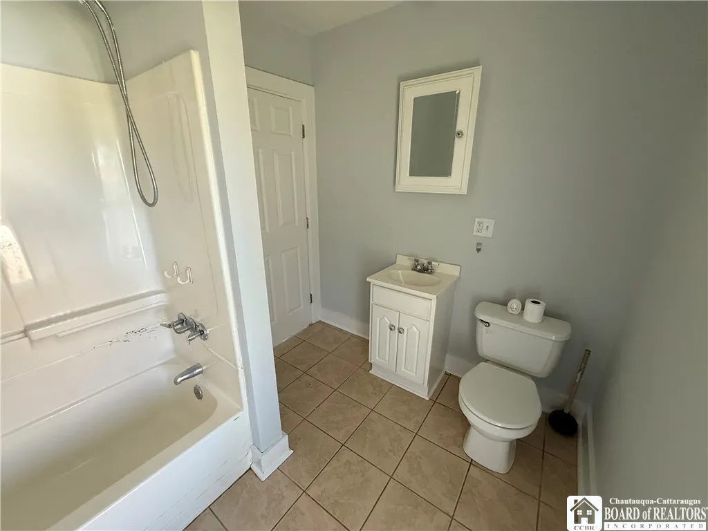 22 Monroe Street, Hanover, New York 14136, Hanover, New York 14136, 3 Bedrooms Bedrooms, 6 Rooms Rooms,1 BathroomBathrooms,Residential,For Sale,22 Monroe Street, Hanover, New York 14136,0,R1645865