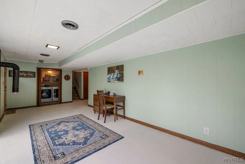 5286 Thompson Road, Clarence, New York 14031, Clarence, New York 14031, 4 Bedrooms Bedrooms, 11 Rooms Rooms,2 BathroomsBathrooms,Residential,For Sale,5286 Thompson Road, Clarence, New York 14031,0,B1645902