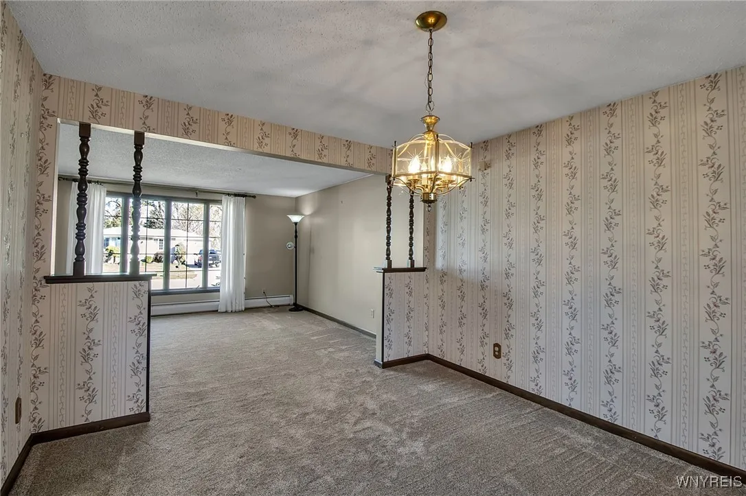 4 Windtree Lane, West Seneca, New York 14224, West Seneca, New York 14224, 4 Bedrooms Bedrooms, 8 Rooms Rooms,1 BathroomBathrooms,Residential,For Sale,4 Windtree Lane, West Seneca, New York 14224,0,B1645437