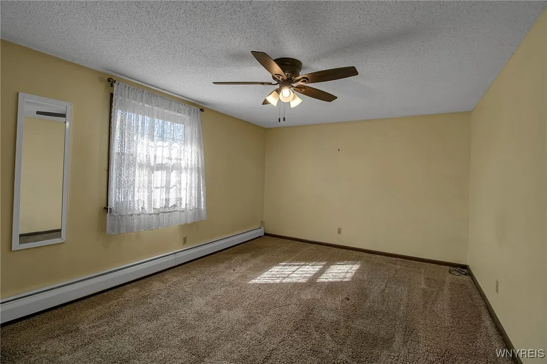 4 Windtree Lane, West Seneca, New York 14224, West Seneca, New York 14224, 4 Bedrooms Bedrooms, 8 Rooms Rooms,1 BathroomBathrooms,Residential,For Sale,4 Windtree Lane, West Seneca, New York 14224,0,B1645437