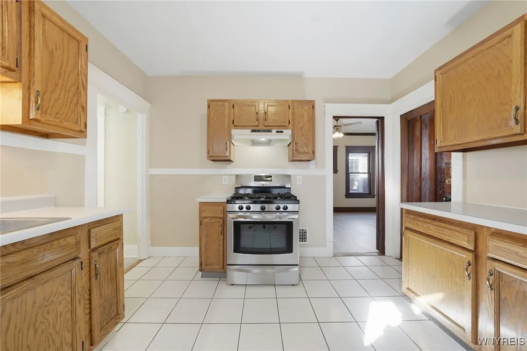 150 Englewood Avenue, Buffalo, New York 14214, Buffalo, New York 14214, 6 Bedrooms Bedrooms, ,2 BathroomsBathrooms,Residential,For Sale,150 Englewood Avenue, Buffalo, New York 14214,0,B1645023