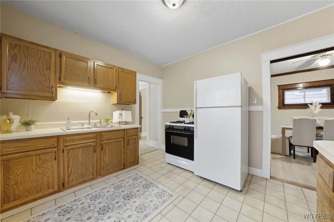 150 Englewood Avenue, Buffalo, New York 14214, Buffalo, New York 14214, 6 Bedrooms Bedrooms, ,2 BathroomsBathrooms,Residential,For Sale,150 Englewood Avenue, Buffalo, New York 14214,0,B1645023