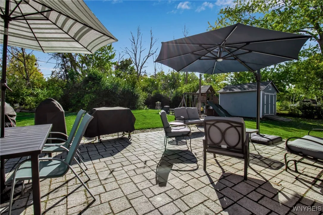 3725 Sowles Road, Hamburg, New York 14075, Hamburg, New York 14075, 3 Bedrooms Bedrooms, 10 Rooms Rooms,1 BathroomBathrooms,Residential,For Sale,3725 Sowles Road, Hamburg, New York 14075,0,B1645938