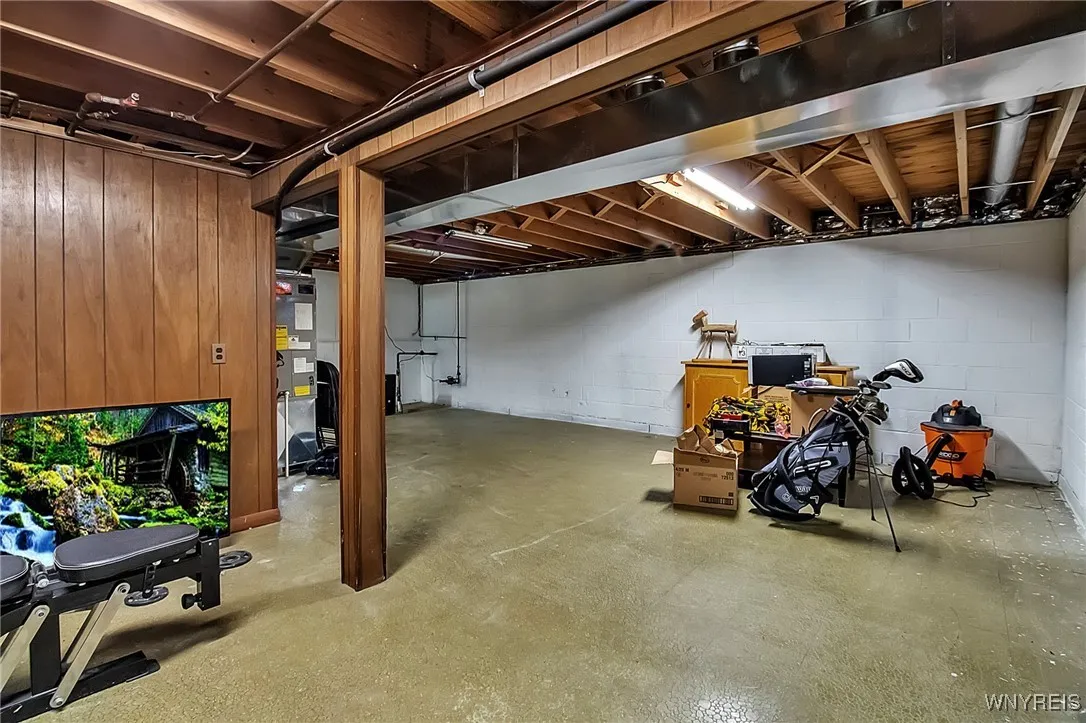 3725 Sowles Road, Hamburg, New York 14075, Hamburg, New York 14075, 3 Bedrooms Bedrooms, 10 Rooms Rooms,1 BathroomBathrooms,Residential,For Sale,3725 Sowles Road, Hamburg, New York 14075,0,B1645938