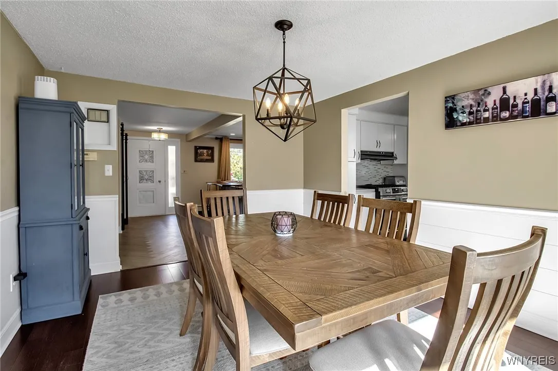 3725 Sowles Road, Hamburg, New York 14075, Hamburg, New York 14075, 3 Bedrooms Bedrooms, 10 Rooms Rooms,1 BathroomBathrooms,Residential,For Sale,3725 Sowles Road, Hamburg, New York 14075,0,B1645938