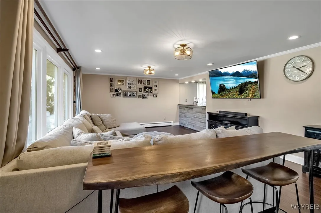 3725 Sowles Road, Hamburg, New York 14075, Hamburg, New York 14075, 3 Bedrooms Bedrooms, 10 Rooms Rooms,1 BathroomBathrooms,Residential,For Sale,3725 Sowles Road, Hamburg, New York 14075,0,B1645938