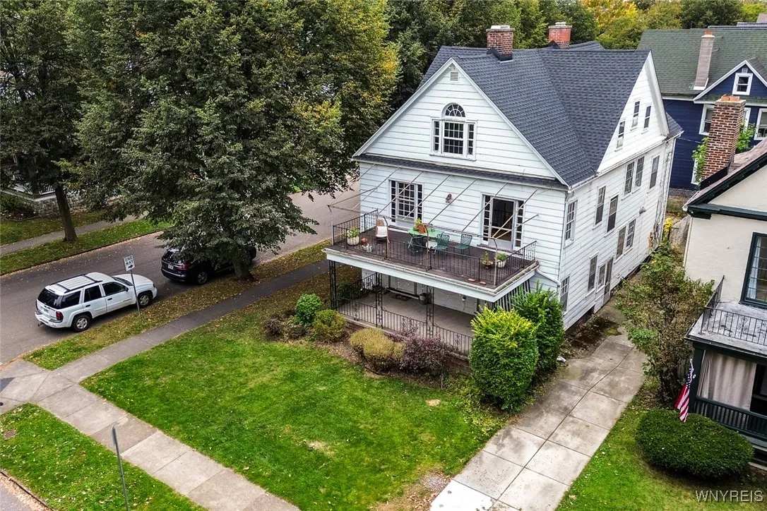 346 Woodward Avenue, Buffalo, New York 14214, Buffalo, New York 14214, 6 Bedrooms Bedrooms, ,3 BathroomsBathrooms,Residential,For Sale,346 Woodward Avenue, Buffalo, New York 14214,0,B1645871