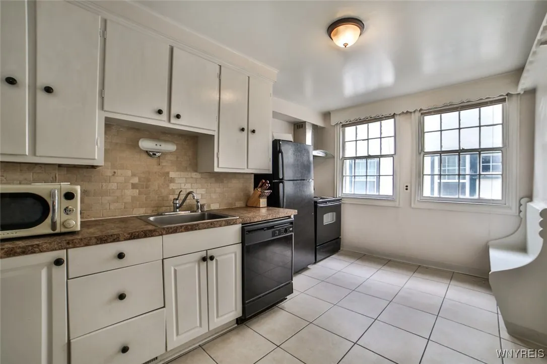 346 Woodward Avenue, Buffalo, New York 14214, Buffalo, New York 14214, 6 Bedrooms Bedrooms, ,3 BathroomsBathrooms,Residential,For Sale,346 Woodward Avenue, Buffalo, New York 14214,0,B1645871