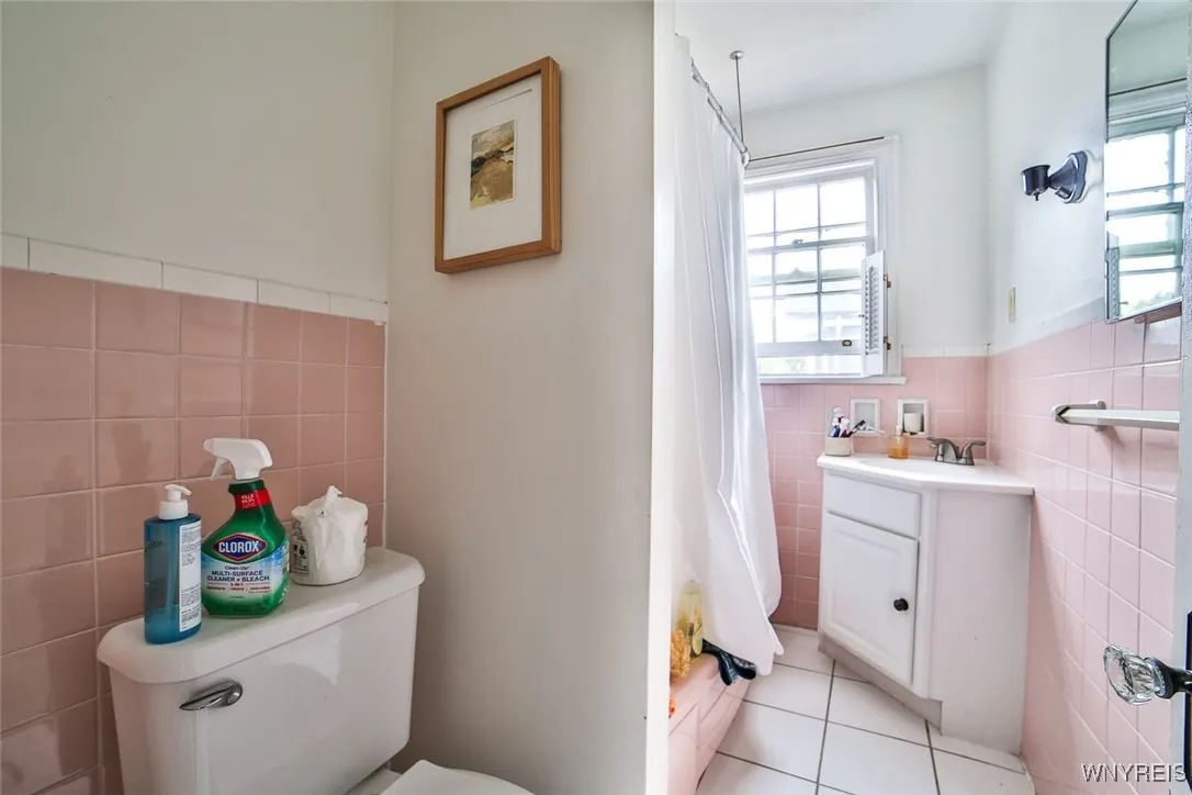 346 Woodward Avenue, Buffalo, New York 14214, Buffalo, New York 14214, 6 Bedrooms Bedrooms, ,3 BathroomsBathrooms,Residential,For Sale,346 Woodward Avenue, Buffalo, New York 14214,0,B1645871