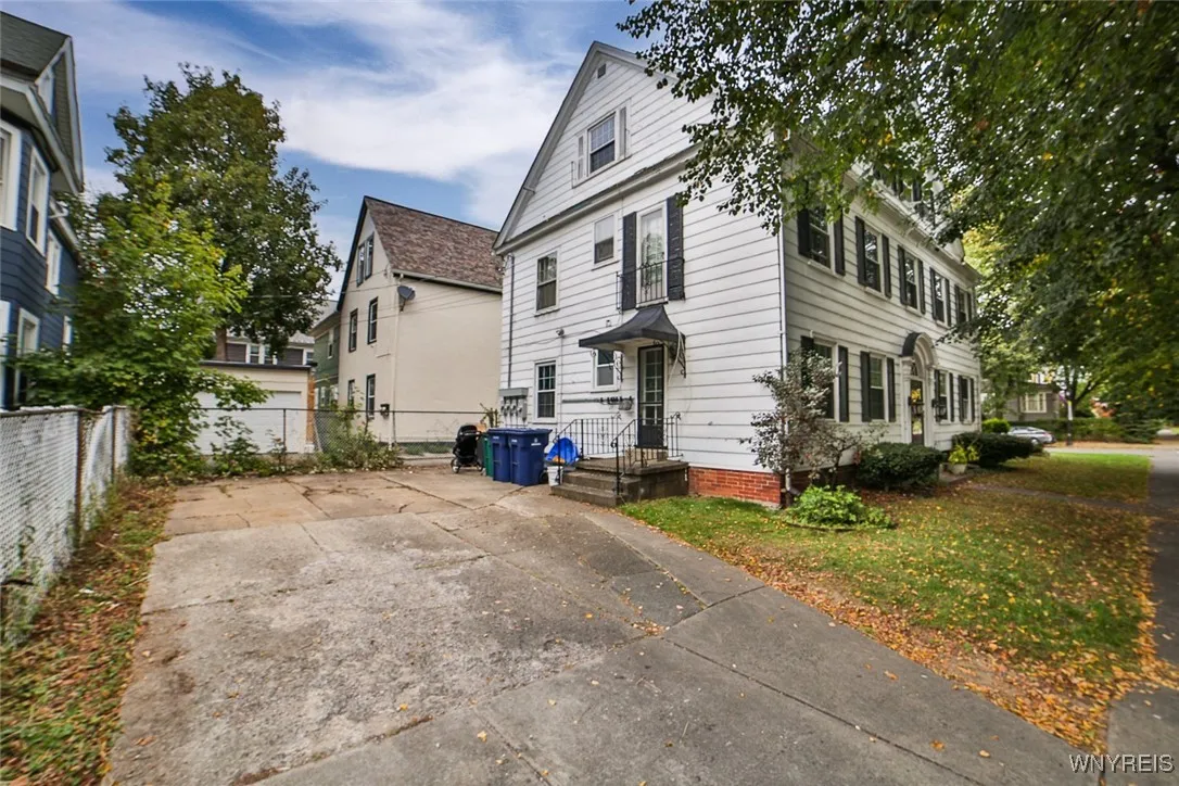 346 Woodward Avenue, Buffalo, New York 14214, Buffalo, New York 14214, 6 Bedrooms Bedrooms, ,3 BathroomsBathrooms,Residential,For Sale,346 Woodward Avenue, Buffalo, New York 14214,0,B1645871