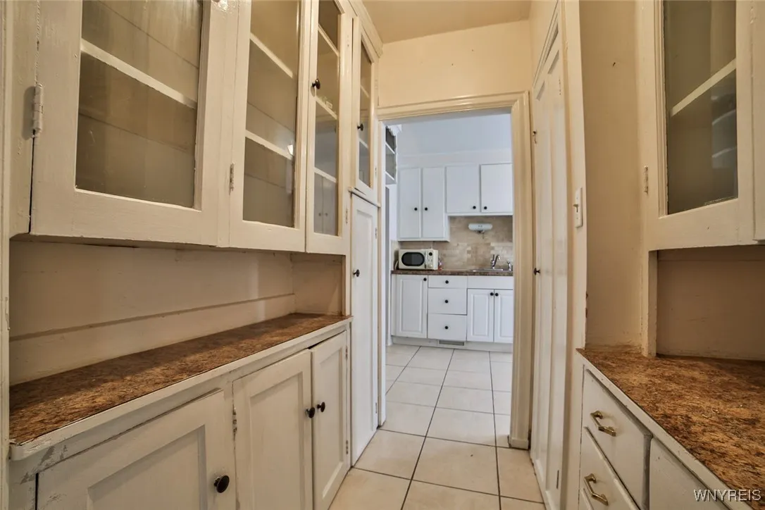 346 Woodward Avenue, Buffalo, New York 14214, Buffalo, New York 14214, 6 Bedrooms Bedrooms, ,3 BathroomsBathrooms,Residential,For Sale,346 Woodward Avenue, Buffalo, New York 14214,0,B1645871