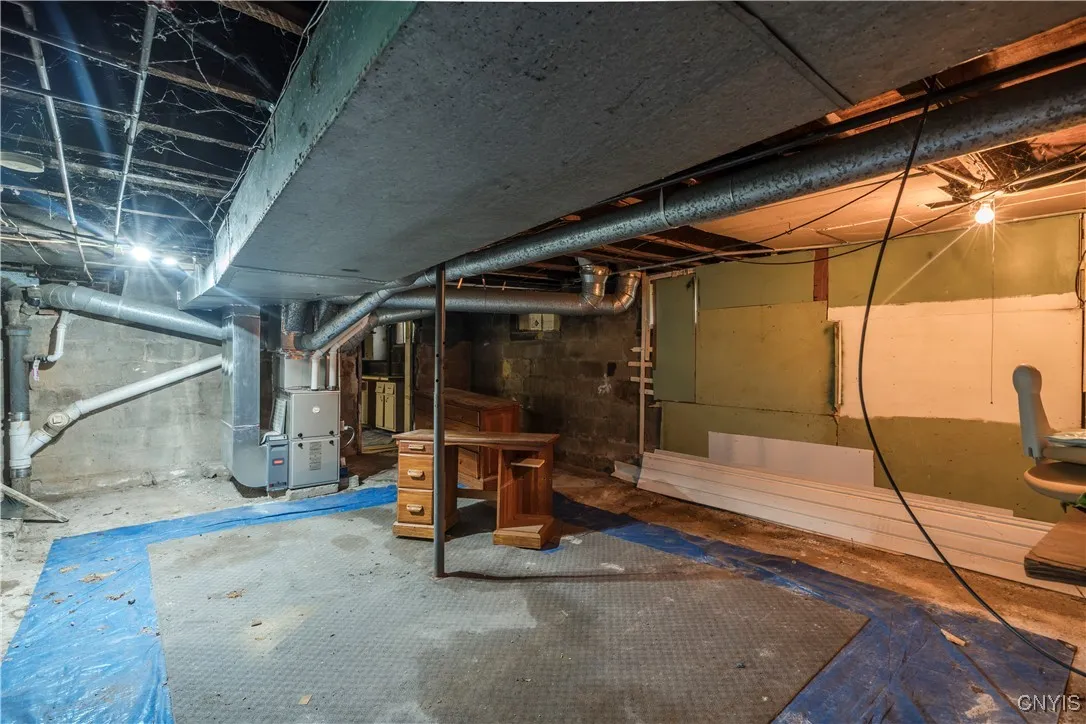 611 Vine Street, Syracuse, New York 13203, Syracuse, New York 13203, 3 Bedrooms Bedrooms, 7 Rooms Rooms,2 BathroomsBathrooms,Residential,For Sale,611 Vine Street, Syracuse, New York 13203,0,S1644105