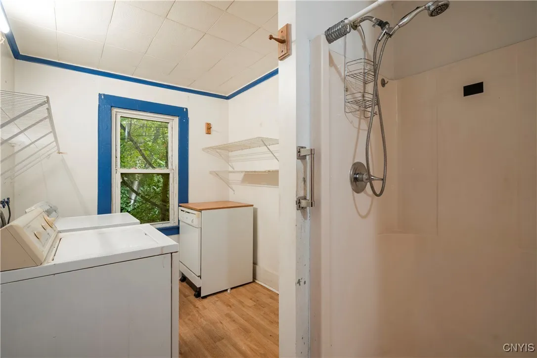 611 Vine Street, Syracuse, New York 13203, Syracuse, New York 13203, 3 Bedrooms Bedrooms, 7 Rooms Rooms,2 BathroomsBathrooms,Residential,For Sale,611 Vine Street, Syracuse, New York 13203,0,S1644105