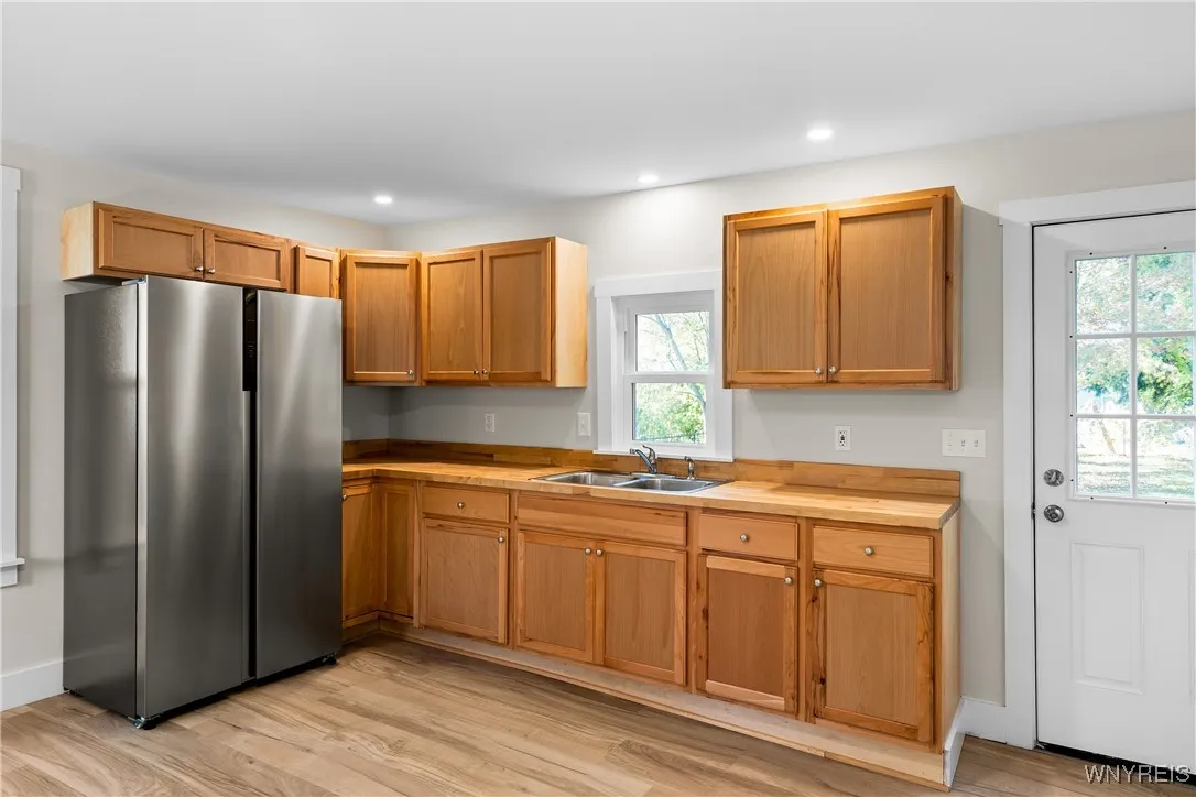 292 Niagara Street, North Tonawanda, New York 1412, North Tonawanda, New York 14120, 3 Bedrooms Bedrooms, 6 Rooms Rooms,2 BathroomsBathrooms,Residential,Closed,292 Niagara Street, North Tonawanda, New York 1412,0,B1645253