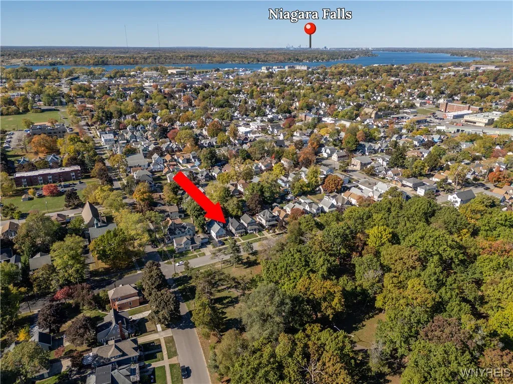 292 Niagara Street, North Tonawanda, New York 1412, North Tonawanda, New York 14120, 3 Bedrooms Bedrooms, 6 Rooms Rooms,2 BathroomsBathrooms,Residential,Closed,292 Niagara Street, North Tonawanda, New York 1412,0,B1645253