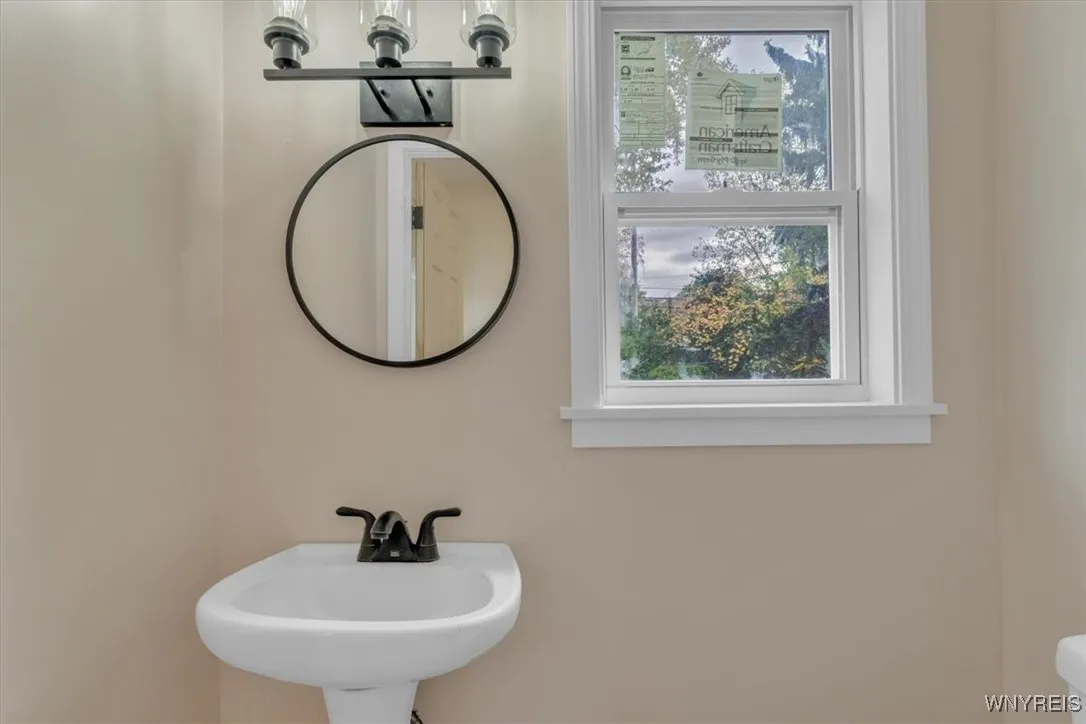 65 Fairbanks Avenue, Tonawanda, New York 14223, Tonawanda, New York 14223, 3 Bedrooms Bedrooms, 10 Rooms Rooms,1 BathroomBathrooms,Residential,For Sale,65 Fairbanks Avenue, Tonawanda, New York 14223,0,B1645646