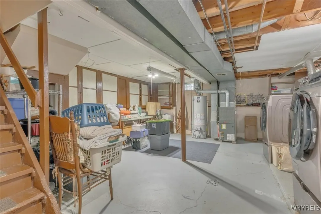 1297 East And West Road, West Seneca, New York 142, West Seneca, New York 14224, 4 Bedrooms Bedrooms, 7 Rooms Rooms,1 BathroomBathrooms,Residential,Closed,1297 East And West Road, West Seneca, New York 142,0,B1645144