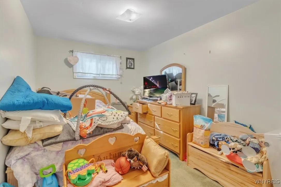 1297 East And West Road, West Seneca, New York 142, West Seneca, New York 14224, 4 Bedrooms Bedrooms, 7 Rooms Rooms,1 BathroomBathrooms,Residential,Closed,1297 East And West Road, West Seneca, New York 142,0,B1645144