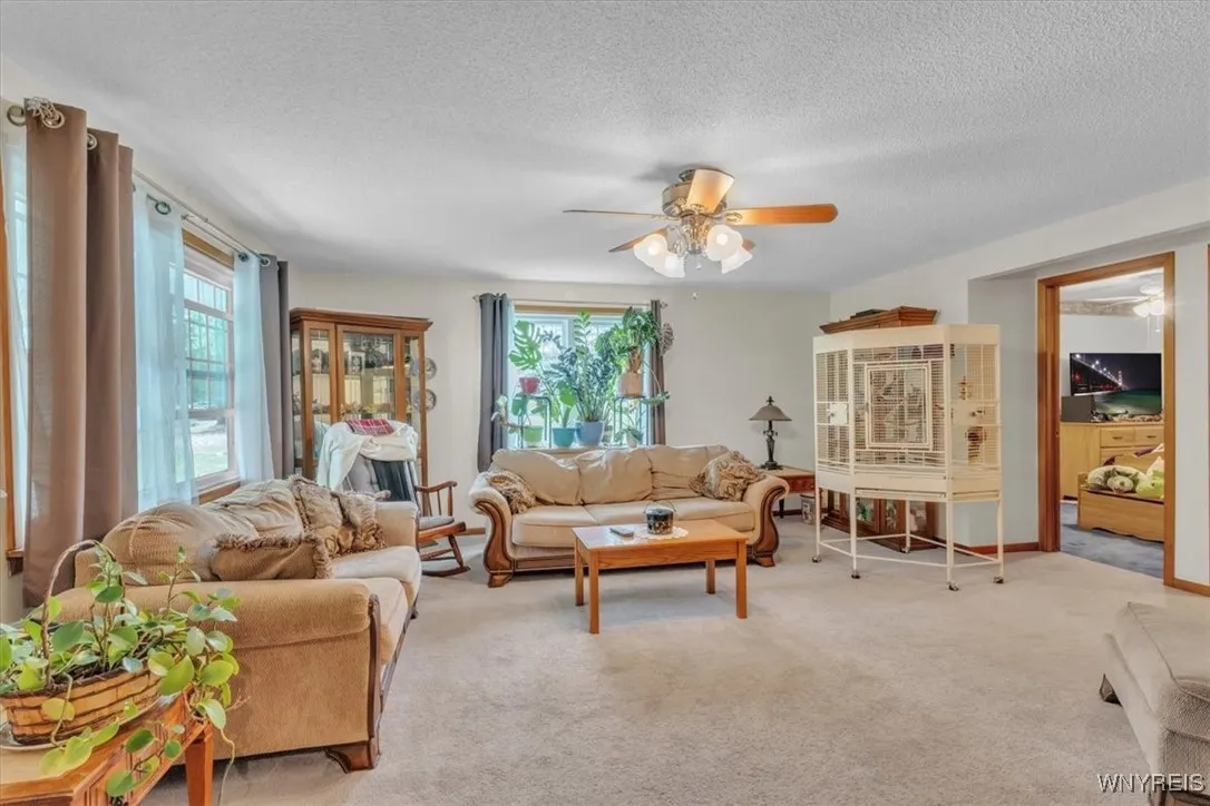 1297 East And West Road, West Seneca, New York 142, West Seneca, New York 14224, 4 Bedrooms Bedrooms, 7 Rooms Rooms,1 BathroomBathrooms,Residential,Closed,1297 East And West Road, West Seneca, New York 142,0,B1645144