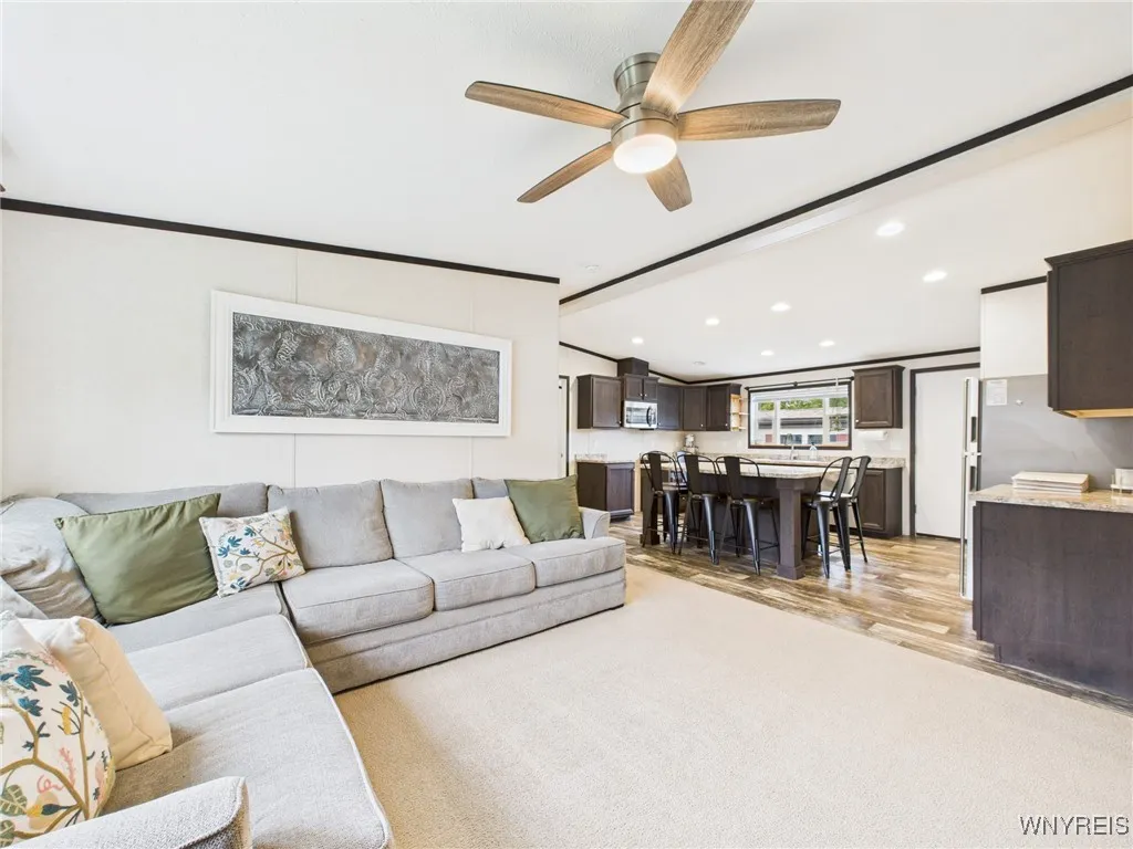 21 Brush Drive, Hamburg, New York 14075, Hamburg, New York 14075, 3 Bedrooms Bedrooms, 8 Rooms Rooms,2 BathroomsBathrooms,Residential,For Sale,21 Brush Drive, Hamburg, New York 14075,0,B1646029