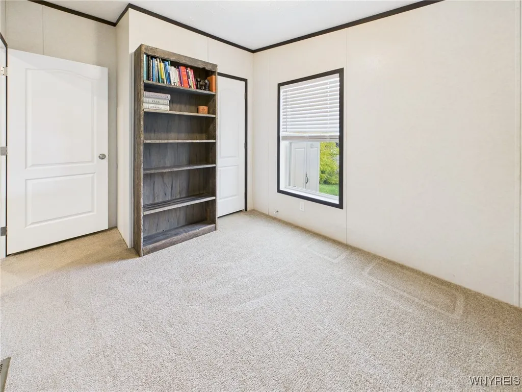 21 Brush Drive, Hamburg, New York 14075, Hamburg, New York 14075, 3 Bedrooms Bedrooms, 8 Rooms Rooms,2 BathroomsBathrooms,Residential,For Sale,21 Brush Drive, Hamburg, New York 14075,0,B1646029