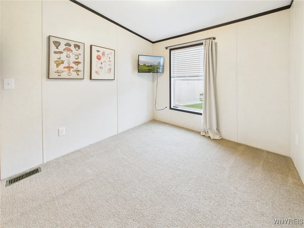 21 Brush Drive, Hamburg, New York 14075, Hamburg, New York 14075, 3 Bedrooms Bedrooms, 8 Rooms Rooms,2 BathroomsBathrooms,Residential,For Sale,21 Brush Drive, Hamburg, New York 14075,0,B1646029