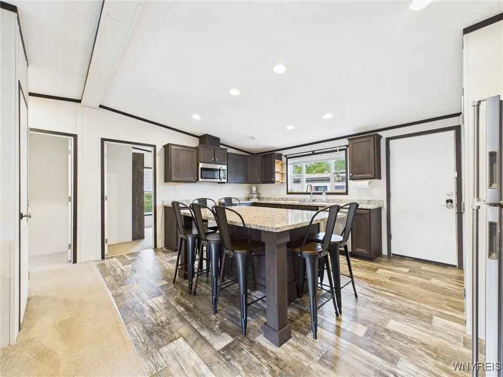 21 Brush Drive, Hamburg, New York 14075, Hamburg, New York 14075, 3 Bedrooms Bedrooms, 8 Rooms Rooms,2 BathroomsBathrooms,Residential,For Sale,21 Brush Drive, Hamburg, New York 14075,0,B1646029