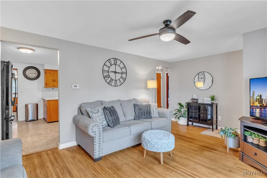 5606 Genesee Street, Lancaster, New York 14086, Lancaster, New York 14086, 2 Bedrooms Bedrooms, 6 Rooms Rooms,1 BathroomBathrooms,Residential,For Sale,5606 Genesee Street, Lancaster, New York 14086,0,B1646018