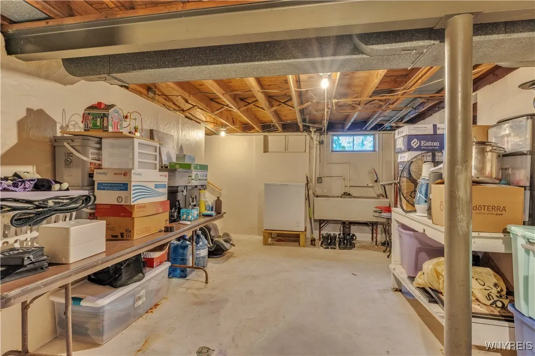 5606 Genesee Street, Lancaster, New York 14086, Lancaster, New York 14086, 2 Bedrooms Bedrooms, 6 Rooms Rooms,1 BathroomBathrooms,Residential,For Sale,5606 Genesee Street, Lancaster, New York 14086,0,B1646018