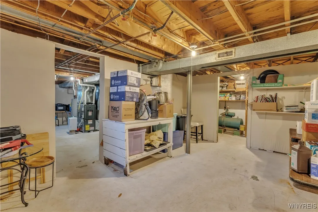 5606 Genesee Street, Lancaster, New York 14086, Lancaster, New York 14086, 2 Bedrooms Bedrooms, 6 Rooms Rooms,1 BathroomBathrooms,Residential,For Sale,5606 Genesee Street, Lancaster, New York 14086,0,B1646018