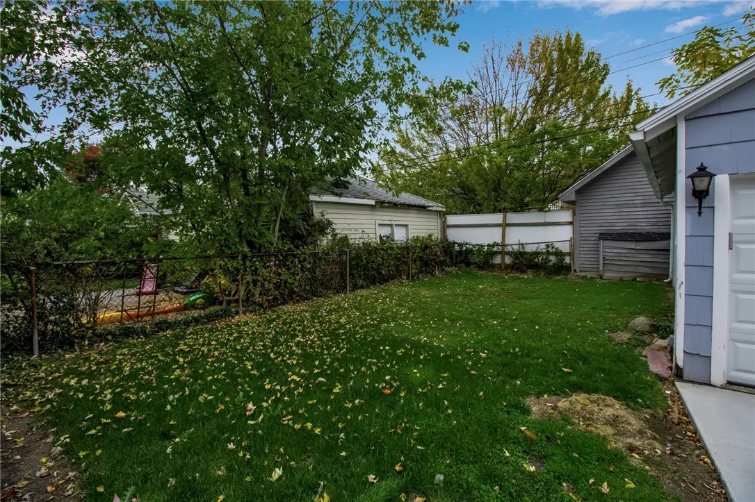 127 Tremont Avenue, Tonawanda, New York 14217, Tonawanda, New York 14217, 3 Bedrooms Bedrooms, 6 Rooms Rooms,1 BathroomBathrooms,Residential,For Sale,127 Tremont Avenue, Tonawanda, New York 14217,0,R1646020