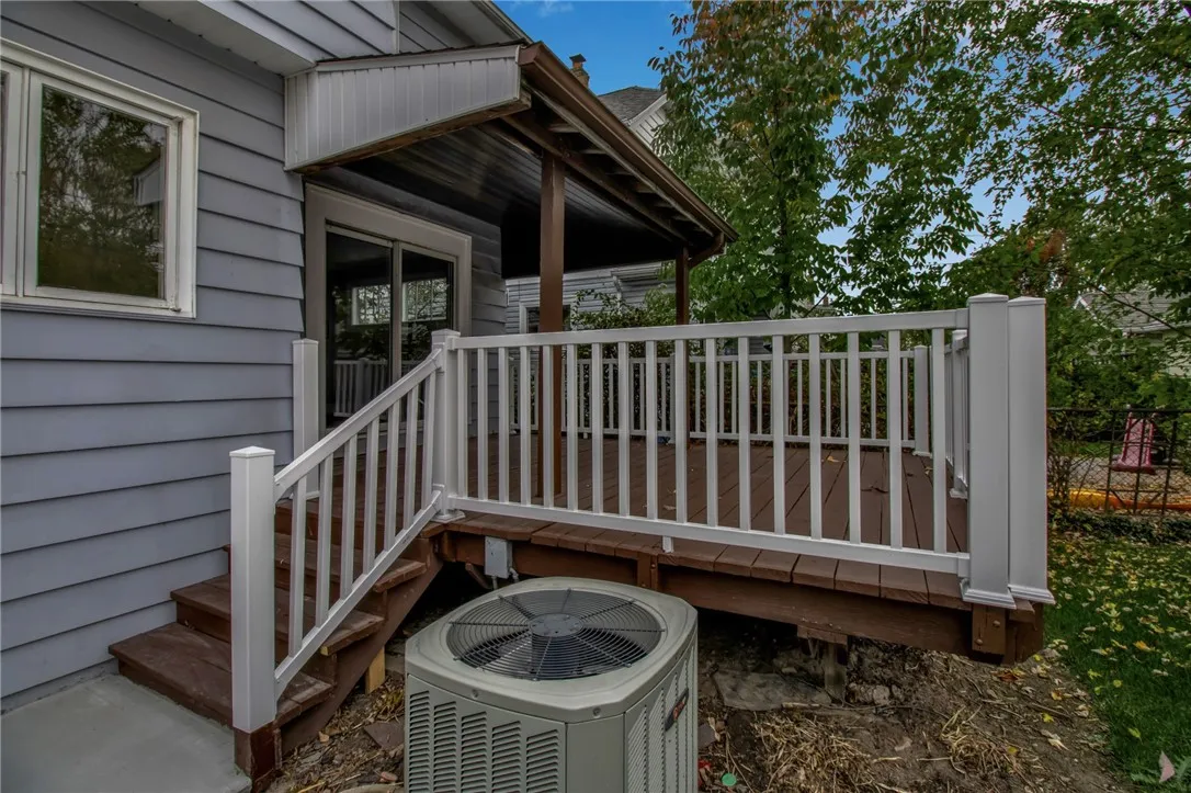 127 Tremont Avenue, Tonawanda, New York 14217, Tonawanda, New York 14217, 3 Bedrooms Bedrooms, 6 Rooms Rooms,1 BathroomBathrooms,Residential,For Sale,127 Tremont Avenue, Tonawanda, New York 14217,0,R1646020