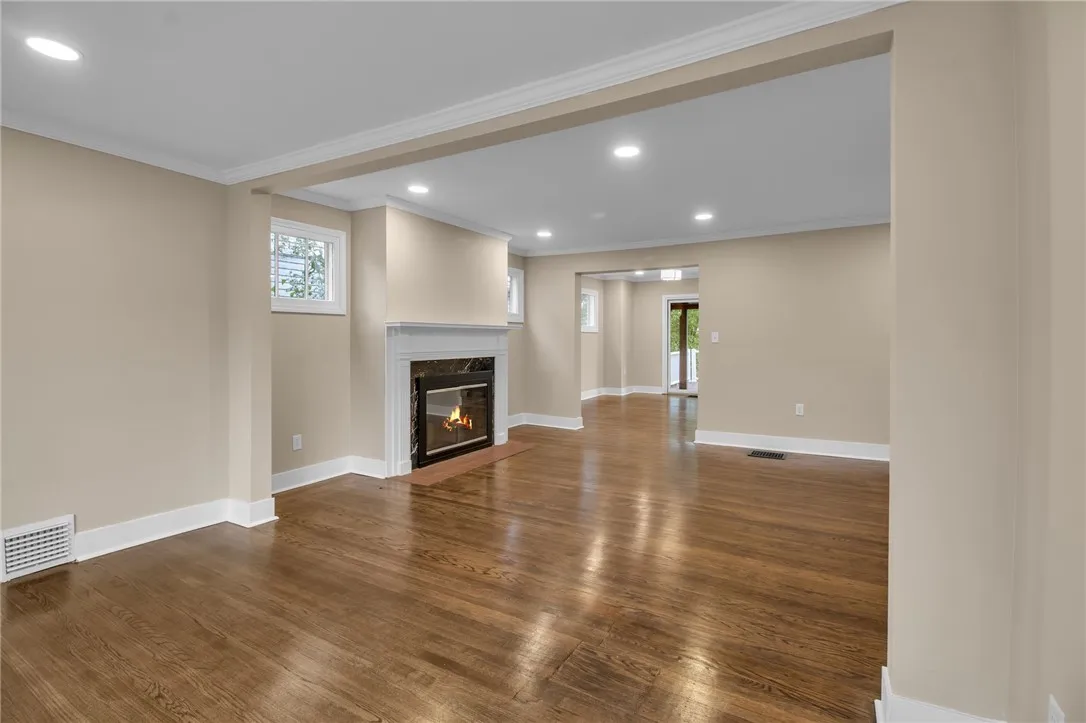 127 Tremont Avenue, Tonawanda, New York 14217, Tonawanda, New York 14217, 3 Bedrooms Bedrooms, 6 Rooms Rooms,1 BathroomBathrooms,Residential,For Sale,127 Tremont Avenue, Tonawanda, New York 14217,0,R1646020