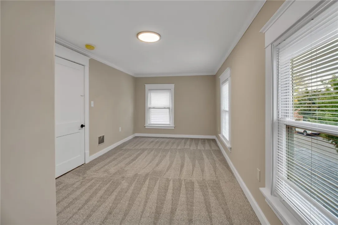 127 Tremont Avenue, Tonawanda, New York 14217, Tonawanda, New York 14217, 3 Bedrooms Bedrooms, 6 Rooms Rooms,1 BathroomBathrooms,Residential,For Sale,127 Tremont Avenue, Tonawanda, New York 14217,0,R1646020