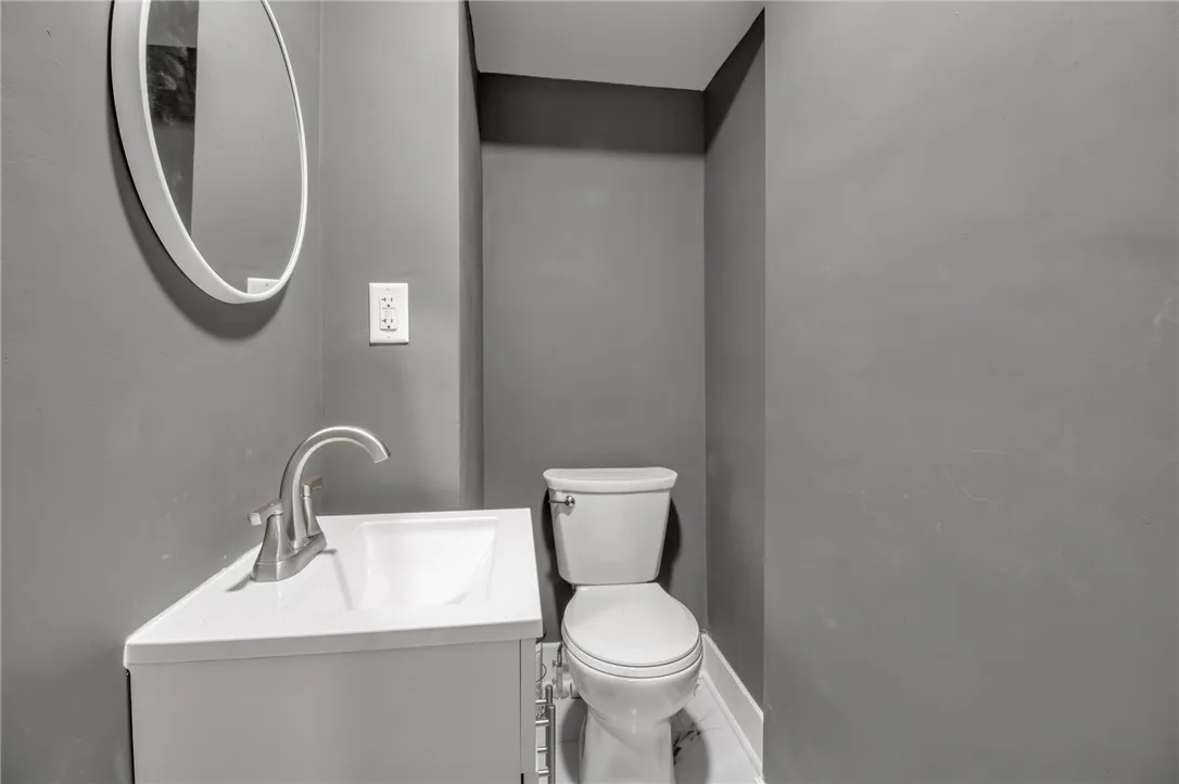 127 Tremont Avenue, Tonawanda, New York 14217, Tonawanda, New York 14217, 3 Bedrooms Bedrooms, 6 Rooms Rooms,1 BathroomBathrooms,Residential,For Sale,127 Tremont Avenue, Tonawanda, New York 14217,0,R1646020