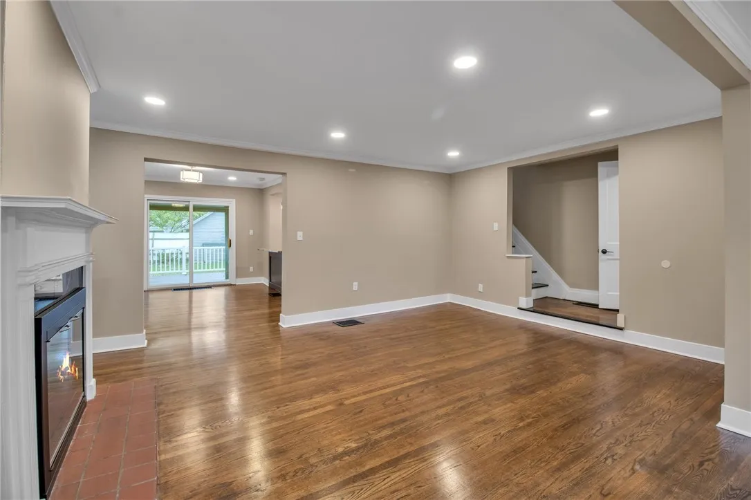 127 Tremont Avenue, Tonawanda, New York 14217, Tonawanda, New York 14217, 3 Bedrooms Bedrooms, 6 Rooms Rooms,1 BathroomBathrooms,Residential,For Sale,127 Tremont Avenue, Tonawanda, New York 14217,0,R1646020