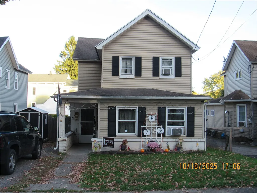149 Geneva Street, Lyons, New York 14489, Lyons, New York 14489, 3 Bedrooms Bedrooms, 10 Rooms Rooms,1 BathroomBathrooms,Residential,For Sale,149 Geneva Street, Lyons, New York 14489,0,R1645768