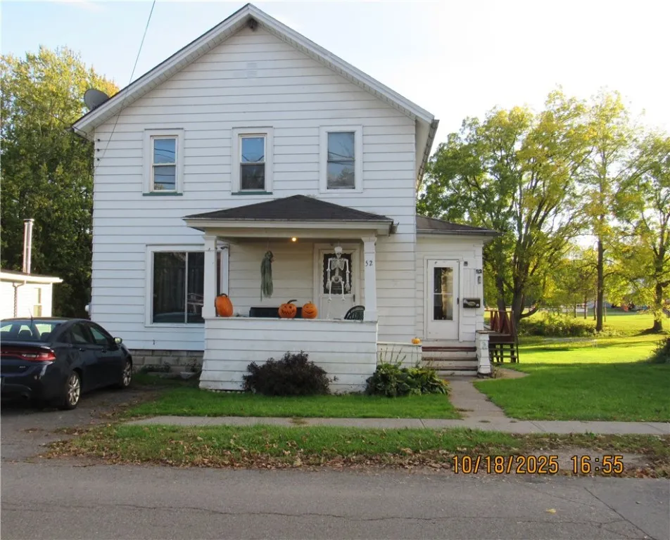 52 Montezuma Street, Lyons, New York 14489, Lyons, New York 14489, 3 Bedrooms Bedrooms, 6 Rooms Rooms,1 BathroomBathrooms,Residential,For Sale,52 Montezuma Street, Lyons, New York 14489,0,R1645771