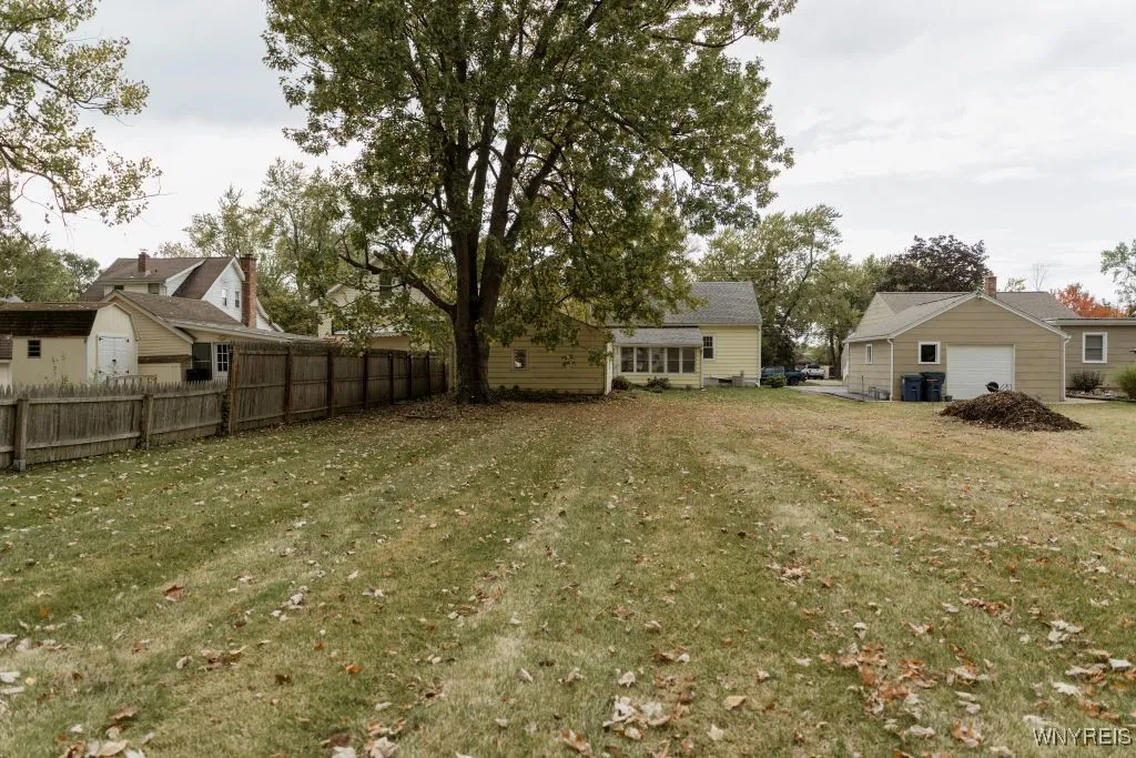 343 Ivyhurst Road North, Amherst, New York 14226, Amherst, New York 14226, 3 Bedrooms Bedrooms, 6 Rooms Rooms,1 BathroomBathrooms,Residential,For Sale,343 Ivyhurst Road North, Amherst, New York 14226,0,B1645235 343 Ivyhurst Road North, Amherst, New York 14226, Amherst, New York 14226, 3 Bedrooms Bedrooms, 6 Rooms Rooms,1 BathroomBathrooms,Residential,For Sale,343 Ivyhurst Road North, Amherst, New York 14226,0,B1645235