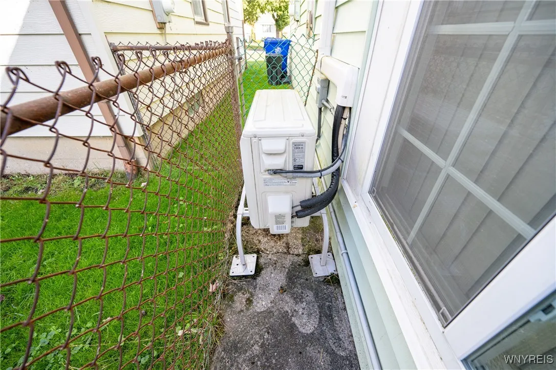 248 Kirkwood Drive, West Seneca, New York 14224, West Seneca, New York 14224, 3 Bedrooms Bedrooms, 7 Rooms Rooms,1 BathroomBathrooms,Residential,For Sale,248 Kirkwood Drive, West Seneca, New York 14224,0,B1645931