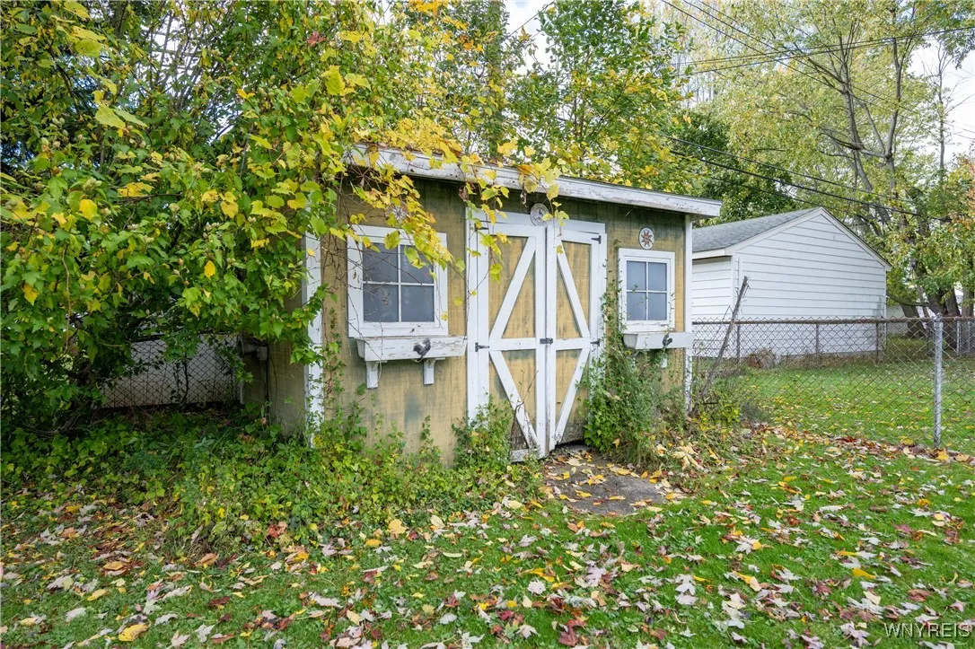 248 Kirkwood Drive, West Seneca, New York 14224, West Seneca, New York 14224, 3 Bedrooms Bedrooms, 7 Rooms Rooms,1 BathroomBathrooms,Residential,For Sale,248 Kirkwood Drive, West Seneca, New York 14224,0,B1645931