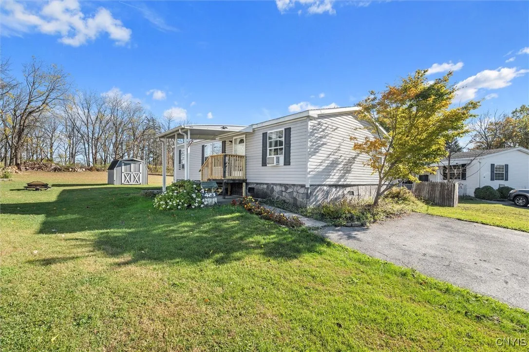 423 Mountain Ash Dr, Hopewell, New York 14424, Hopewell, New York 14424, 3 Bedrooms Bedrooms, 8 Rooms Rooms,2 BathroomsBathrooms,Residential,For Sale,423 Mountain Ash Dr, Hopewell, New York 14424,0,S1646114