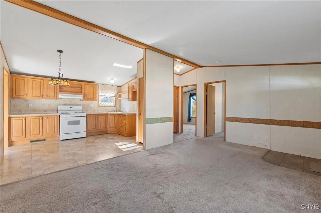 423 Mountain Ash Dr, Hopewell, New York 14424, Hopewell, New York 14424, 3 Bedrooms Bedrooms, 8 Rooms Rooms,2 BathroomsBathrooms,Residential,For Sale,423 Mountain Ash Dr, Hopewell, New York 14424,0,S1646114