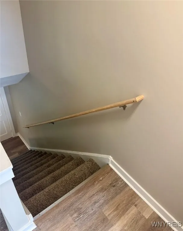 20 Windwood Court, Cheektowaga, New York 14225, Cheektowaga, New York 14225, 3 Bedrooms Bedrooms, 12 Rooms Rooms,1 BathroomBathrooms,Residential Lease,For Rent,20 Windwood Court, Cheektowaga, New York 14225,0,B1645255