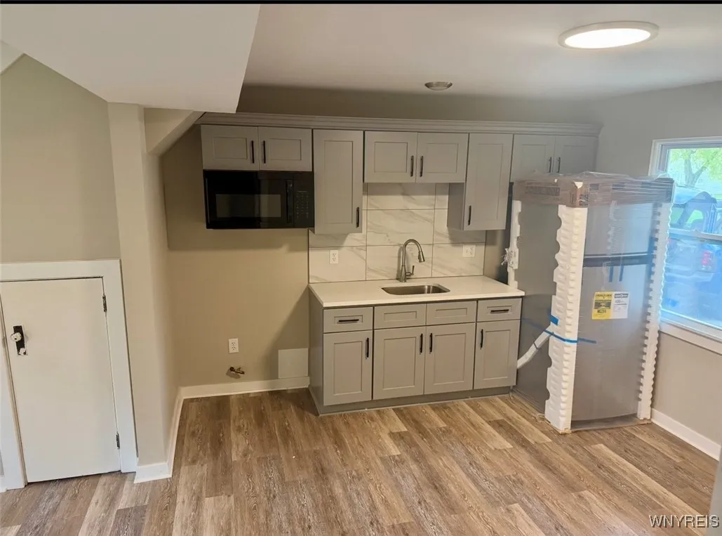 20 Windwood Court, Cheektowaga, New York 14225, Cheektowaga, New York 14225, 3 Bedrooms Bedrooms, 12 Rooms Rooms,1 BathroomBathrooms,Residential Lease,For Rent,20 Windwood Court, Cheektowaga, New York 14225,0,B1645255